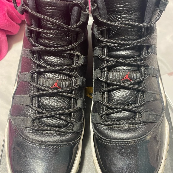 Air Jordan 11 “72-10” - Picture 2 of 3